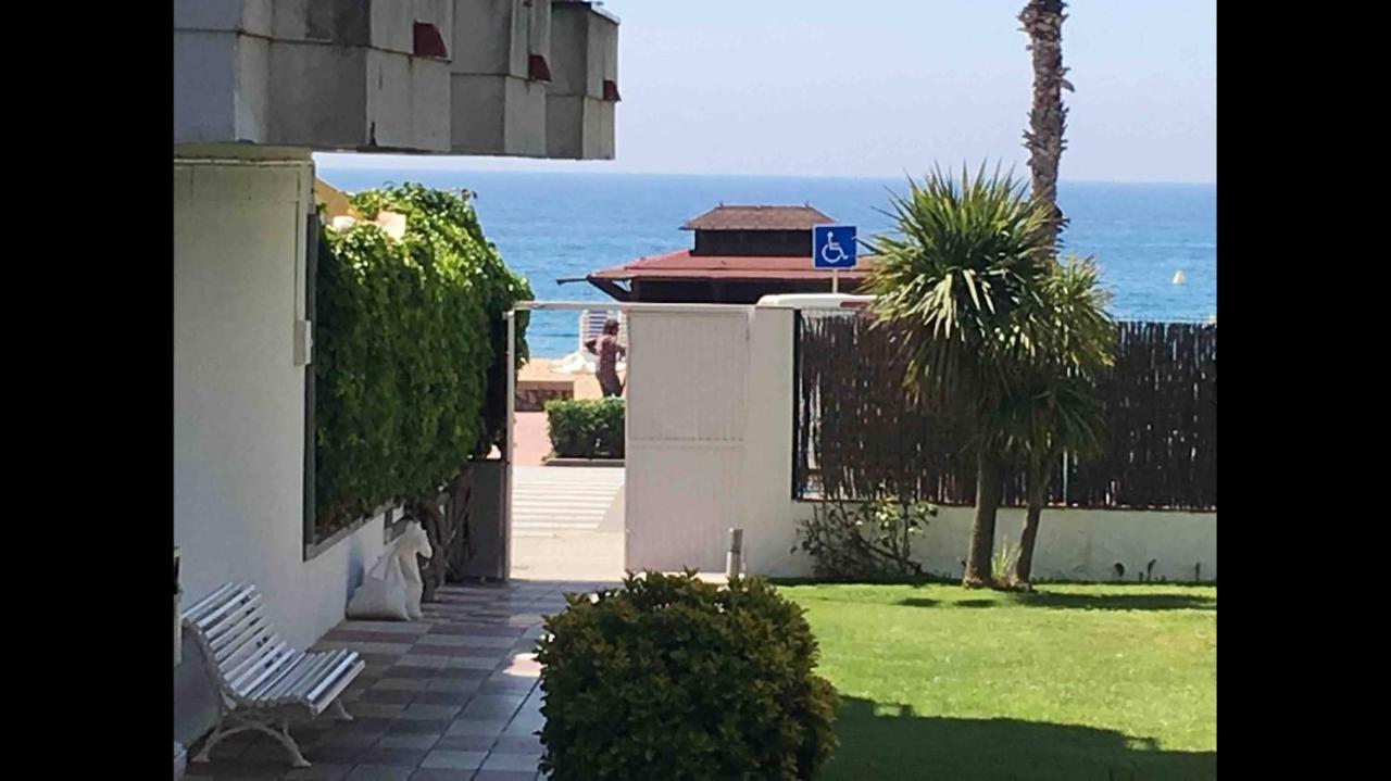 Romantico Piso De La Playa Fenals Apartman Lloret de Mar Kültér fotó